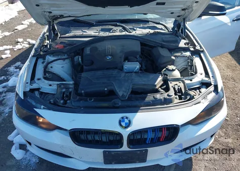 2015 BMW 320I z USA, uszkodzony, nr VIN WBA3B1G54FNT07825